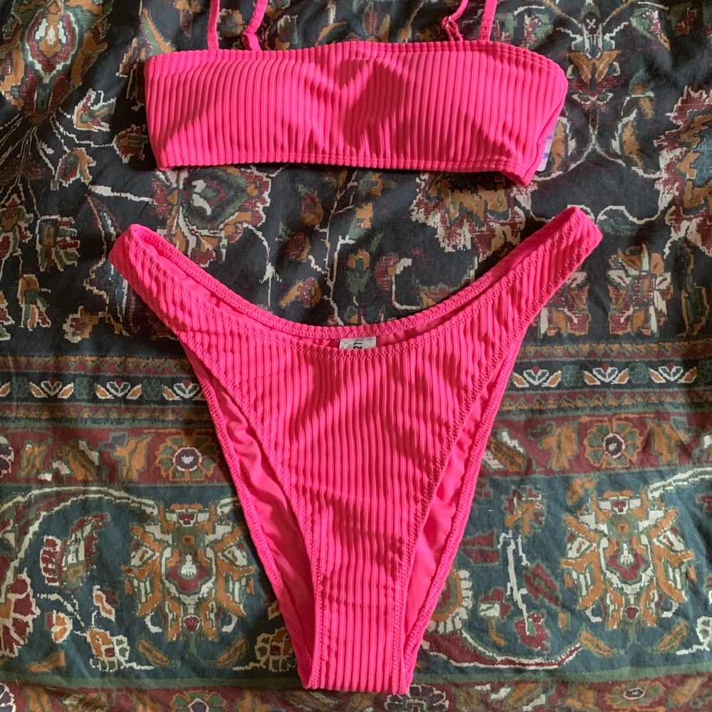 NWT S/M Forever21 bikini